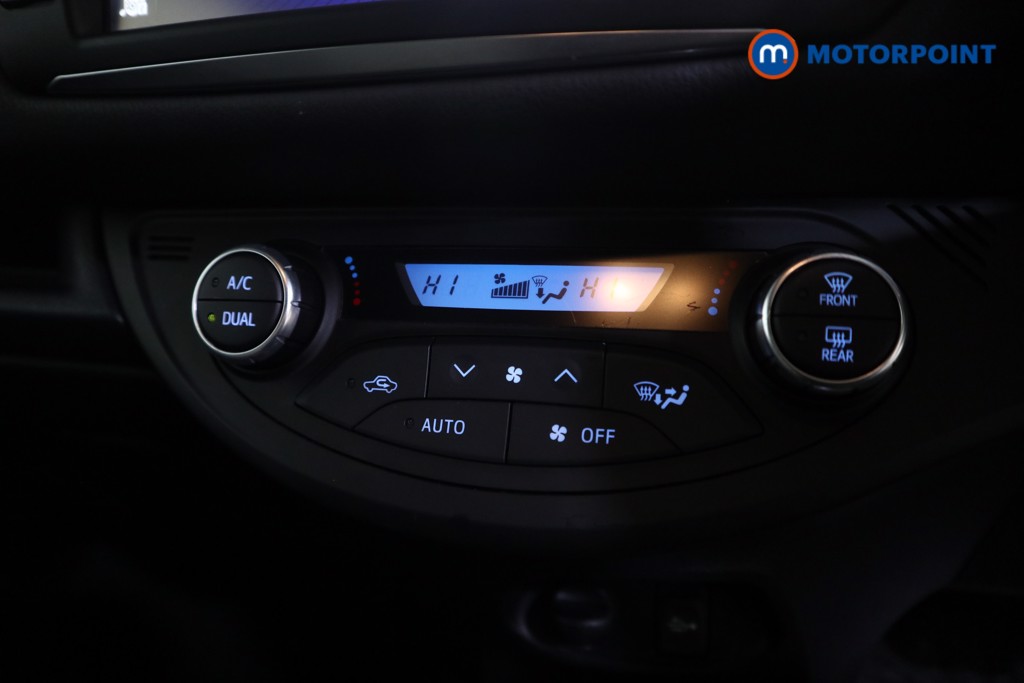 Used Toyota Yaris 2017 for sale - 77620261: Photo 15