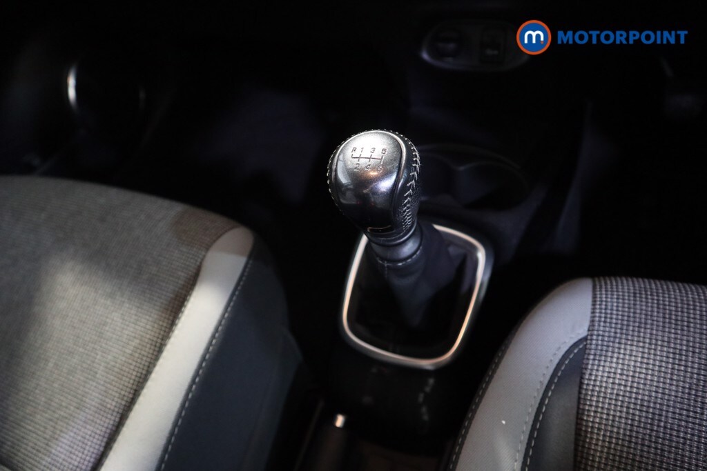 Used Toyota Yaris 2020 for sale - 78067770: Photo 18