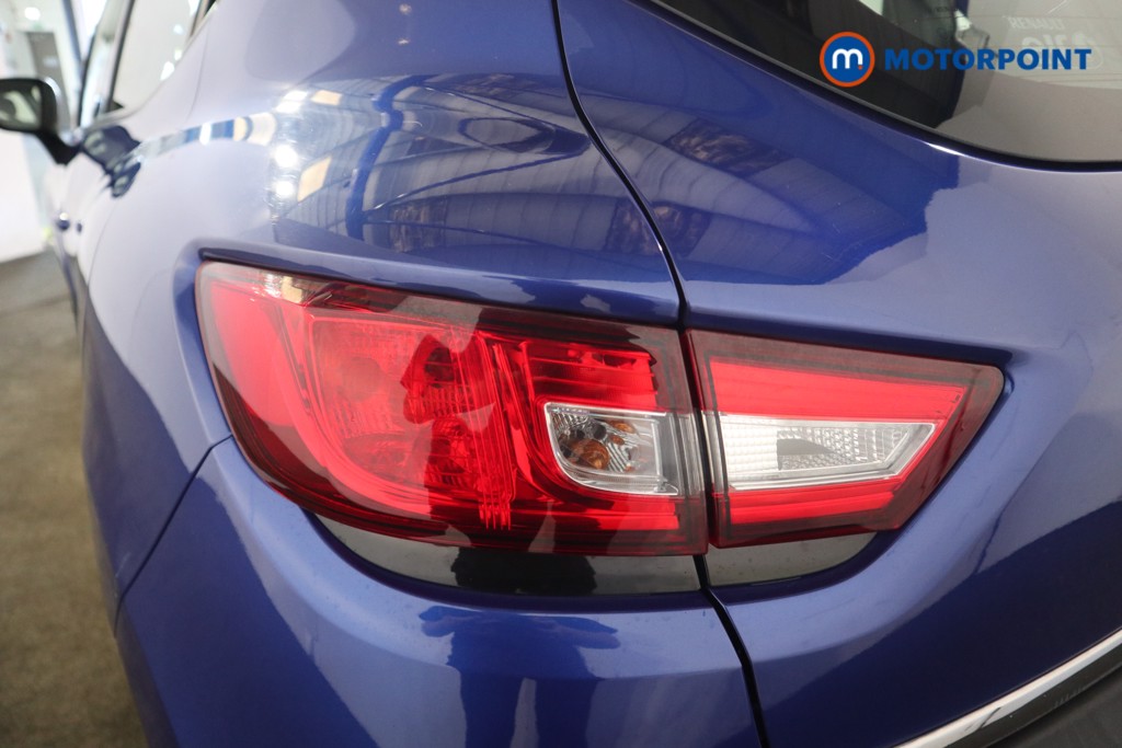 Used Renault Clio 2019 for sale - 76117846: Photo 25