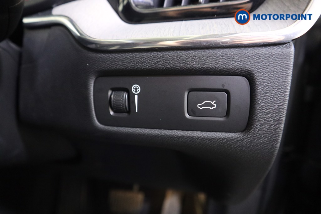 Used Volvo XC60 2019 for sale - 76892495: Photo 18