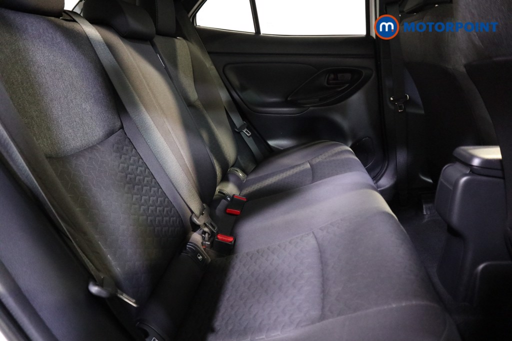 Used Toyota Yaris Cross 2023 for sale - 77171234: Photo 24