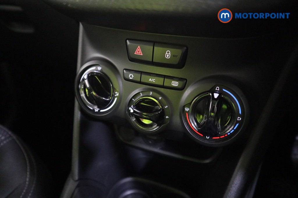 Used Peugeot 208 2015 for sale - 76491743: Photo 15