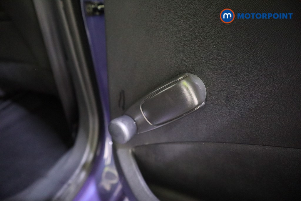 Used Peugeot 208 2015 for sale - 76491743: Photo 21