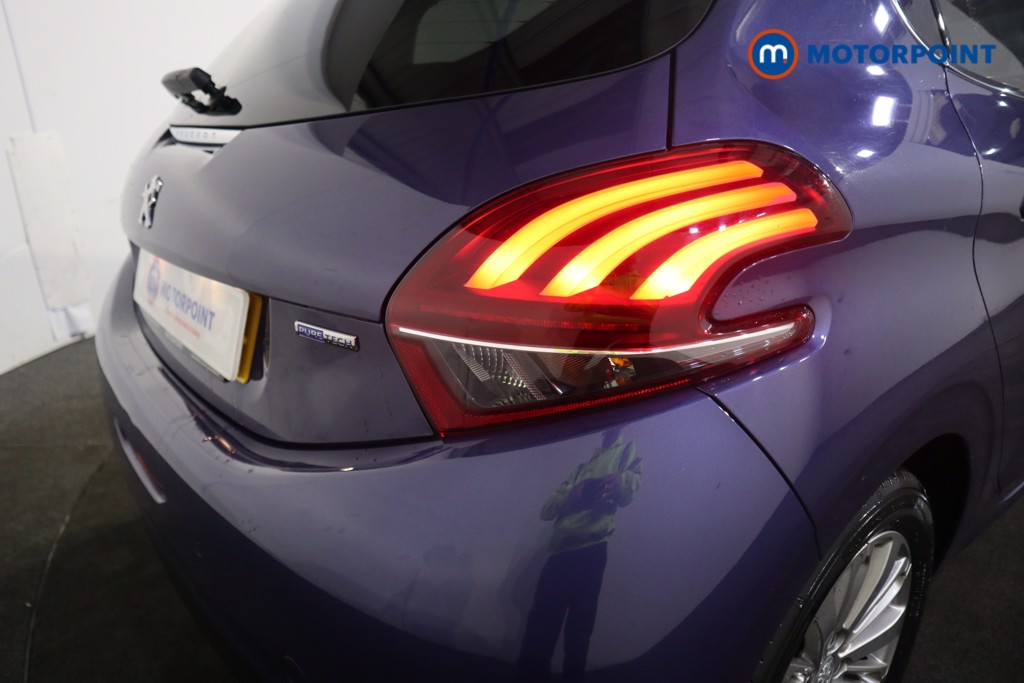 Used Peugeot 208 2015 for sale - 76491743: Photo 30