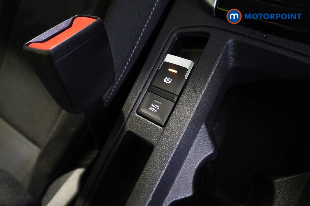 Used Volkswagen T-Roc 2023 for sale - 76792626: Photo 17