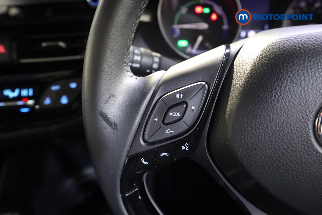 Used Toyota C-HR 2023 for sale - 77965996: Photo 11