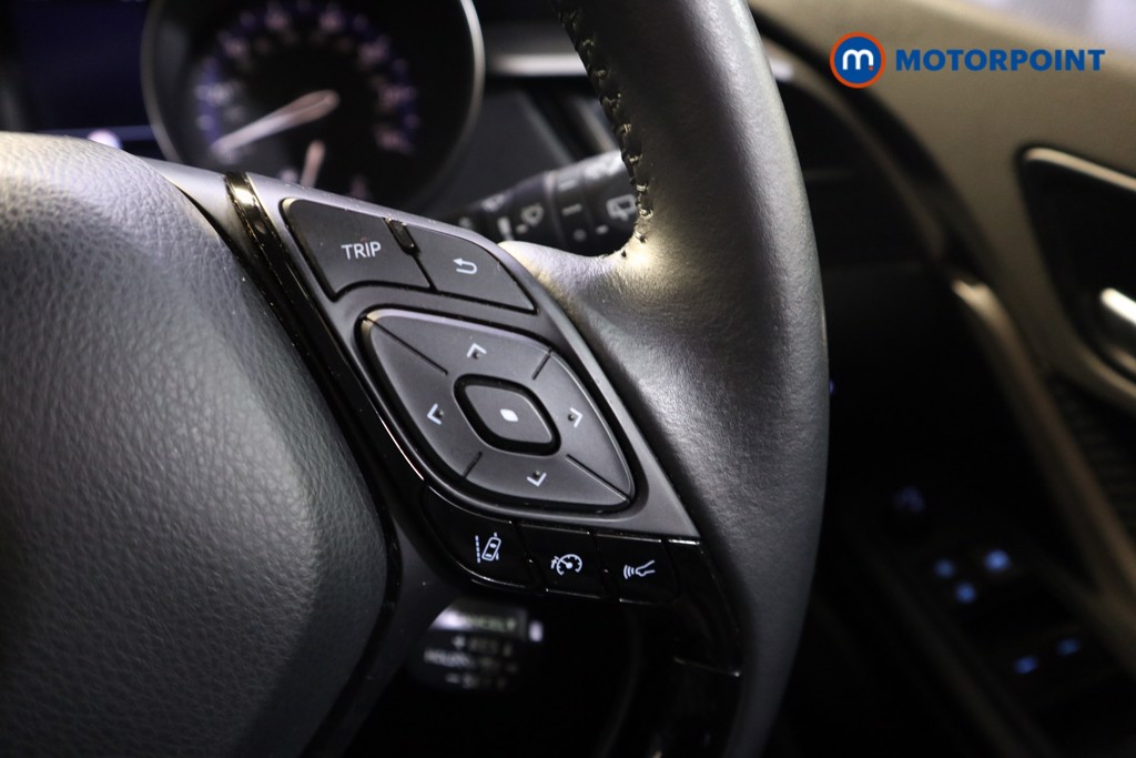 Used Toyota C-HR 2023 for sale - 77965996: Photo 12