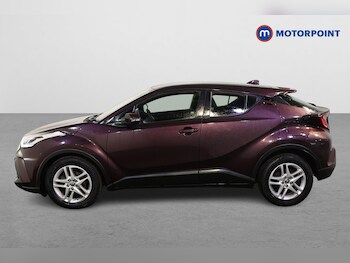 Used Toyota C-HR 2023 for sale - 77965996: Photo