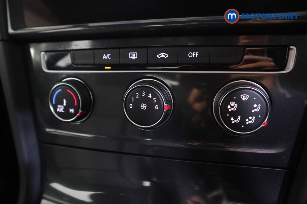 Used Volkswagen Golf 2018 for sale - 76819458: Photo 19