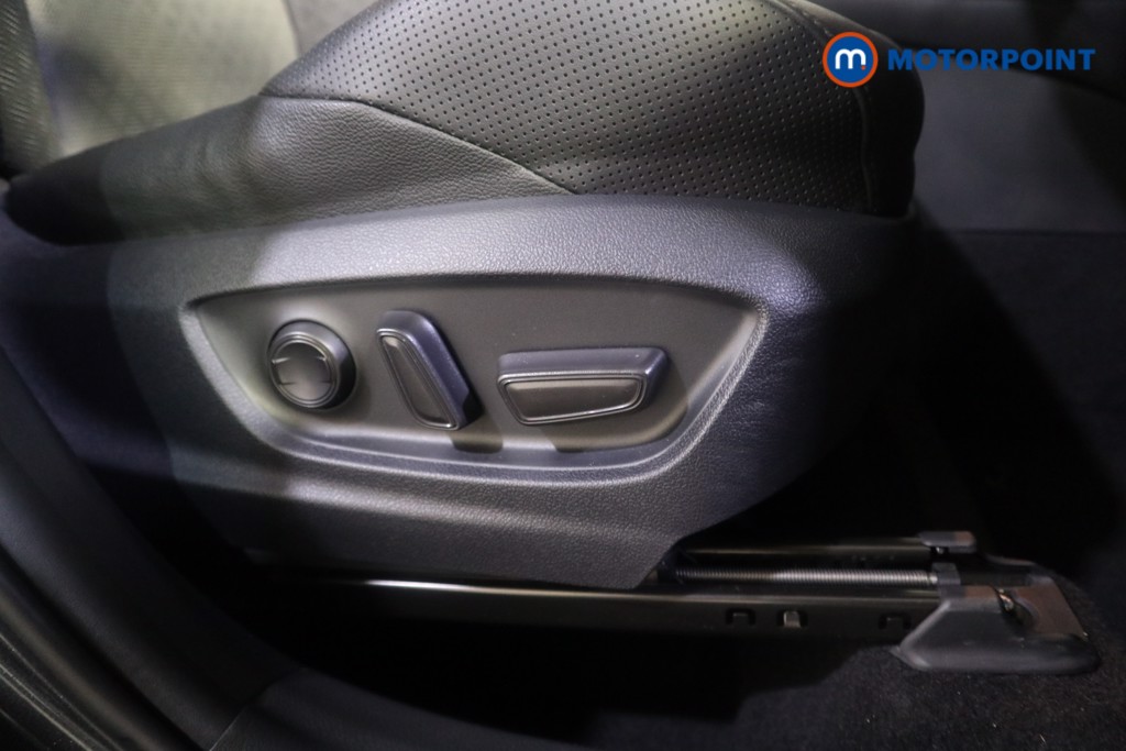 Used Toyota C-HR 2023 for sale - 78091508: Photo 22