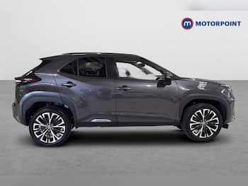 Used Toyota Yaris Cross 2024 for sale - 79700738: Photo