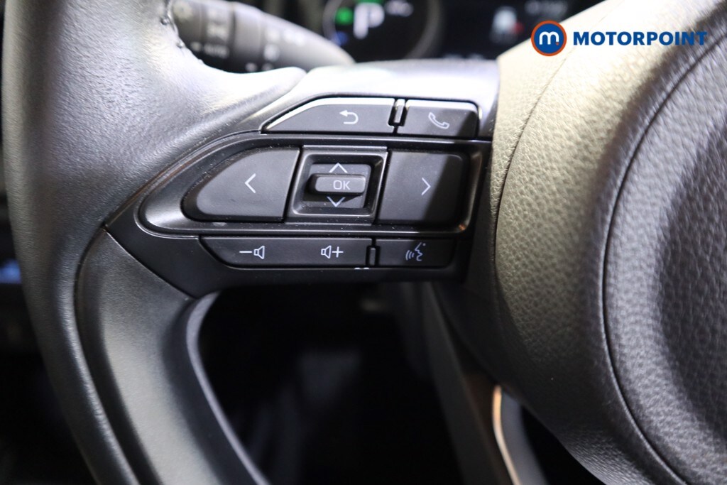 Used Toyota Yaris 2022 for sale - 75874852: Photo 11