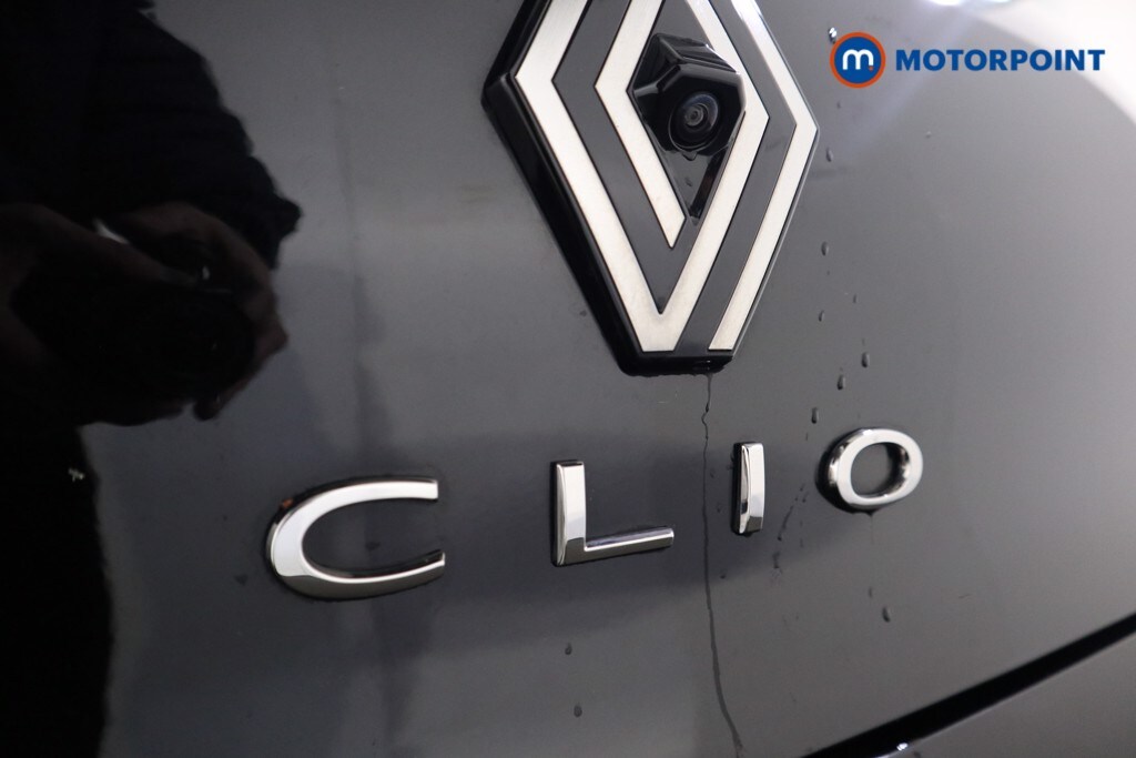 Used Renault Clio 2023 for sale - 77543205: Photo 33