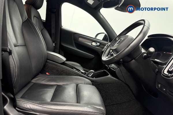 Used Volvo XC40 2021 for sale - 76312907: Photo 16