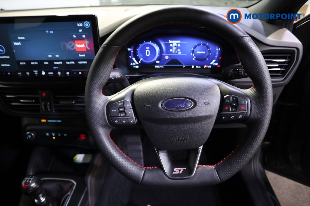 Used Ford Focus 2023 for sale - 76718352: Photo 11