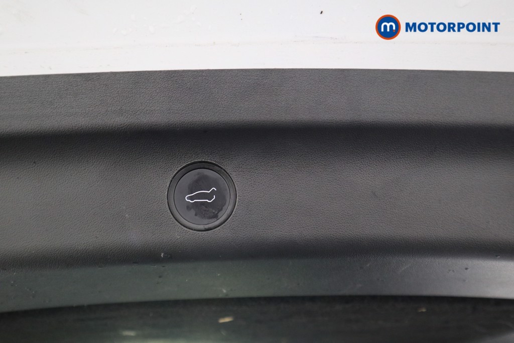 Used Tesla Model Y 2023 for sale - 77845797: Photo 28