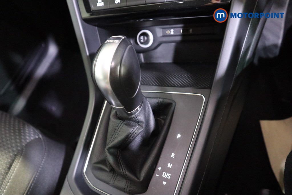 Used Volkswagen Touran 2018 for sale - 76155795: Photo 18