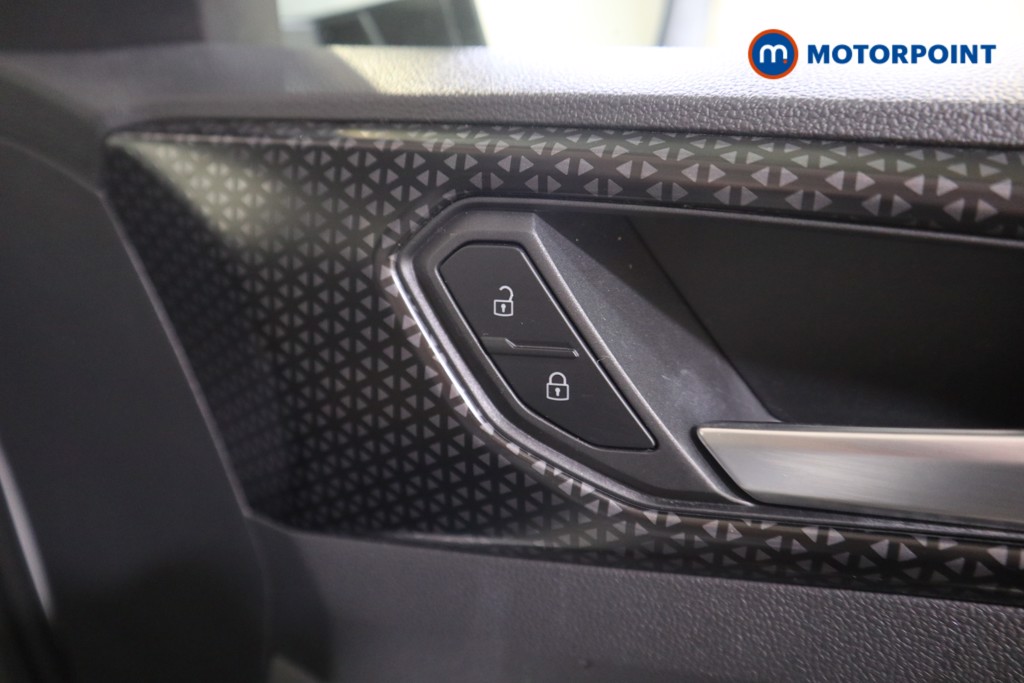 Used Volkswagen T-Cross 2021 for sale - 76067916: Photo 19