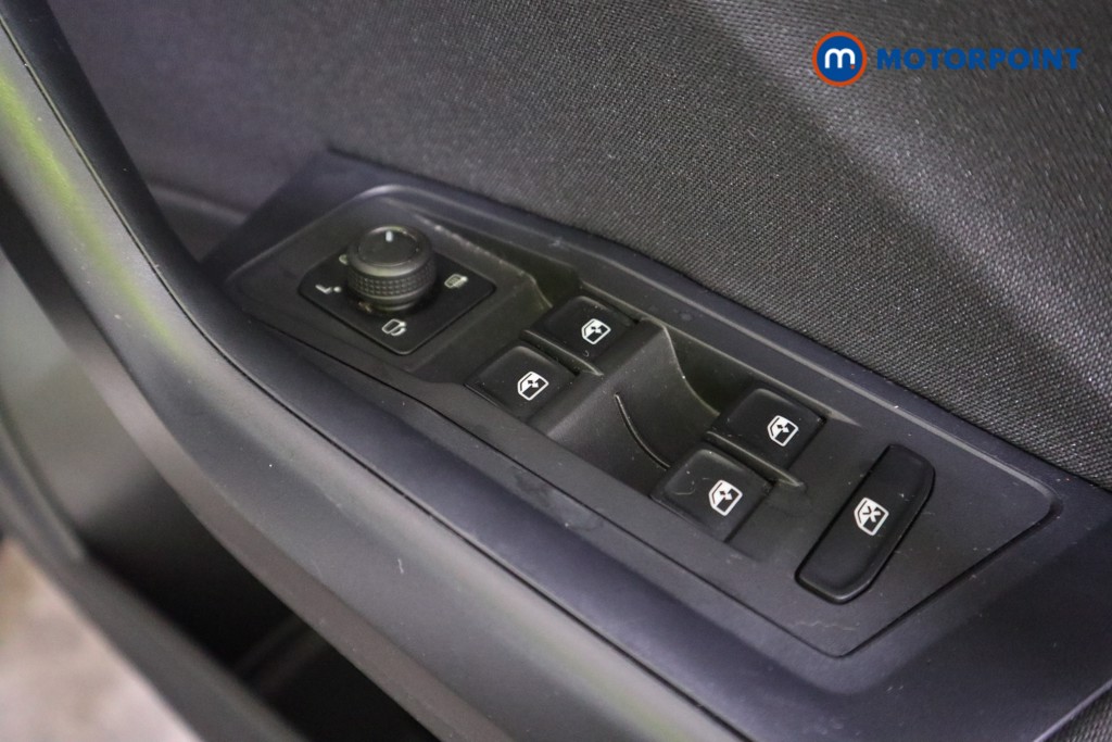 Used Volkswagen T-Roc 2023 for sale - 76196848: Photo 19