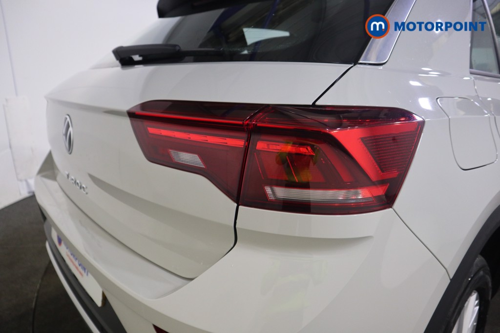 Used Volkswagen T-Roc 2023 for sale - 76196848: Photo 32