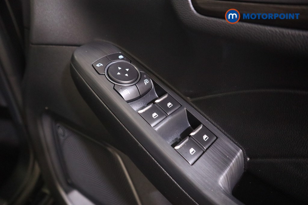 Used Ford Kuga 2021 for sale - 76972181: Photo 21