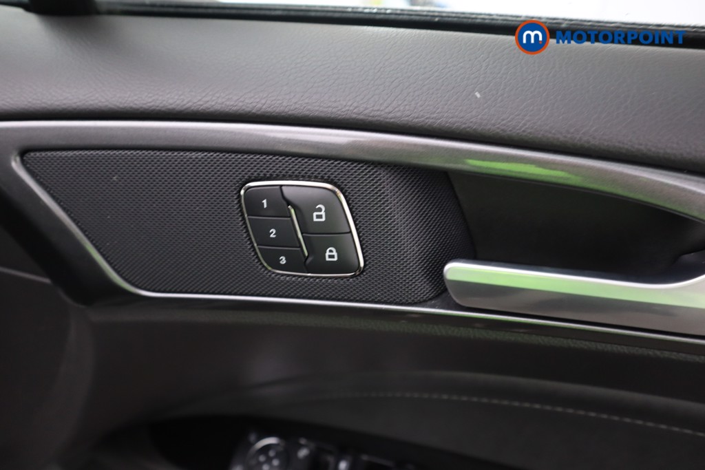 Used Ford Mondeo 2020 for sale - 76568927: Photo 12