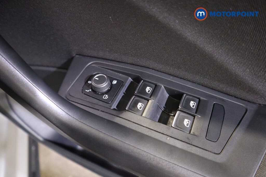 Used Volkswagen T-Roc for sale - 77741271: Photo 21