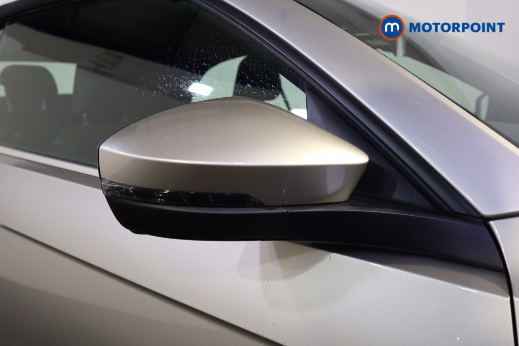 Used Volkswagen T-Roc for sale - 77741271: Photo 37