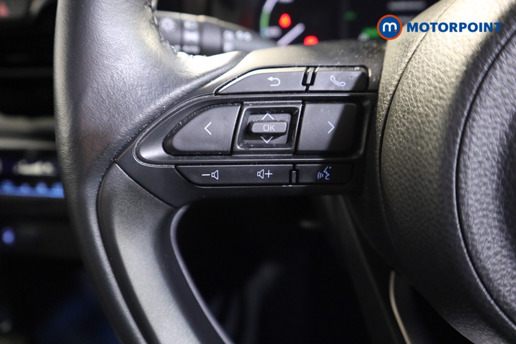 Used Toyota Yaris Cross 2023 for sale - 76693800: Photo 11