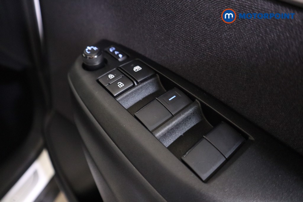 Used Toyota Yaris Cross 2023 for sale - 76693800: Photo 20