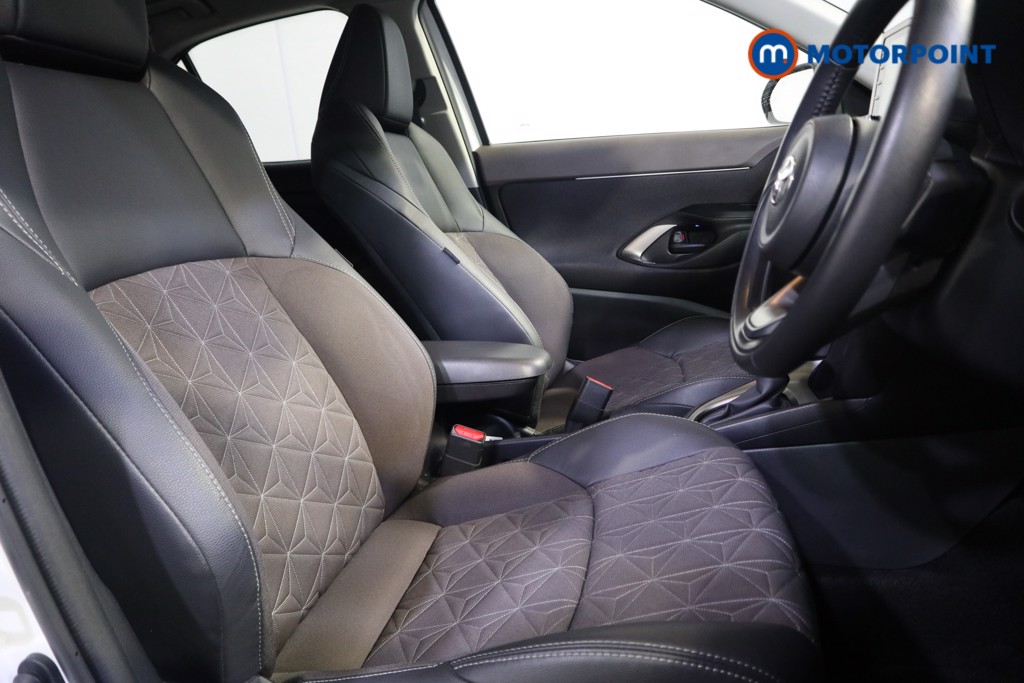Used Toyota Yaris Cross 2023 for sale - 76693800: Photo 23