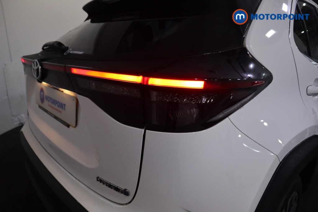 Used Toyota Yaris Cross 2023 for sale - 76693800: Photo 35