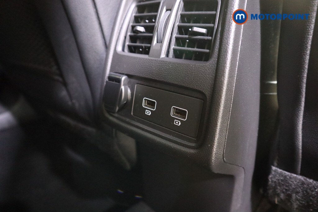 Used Renault Captur for sale - 77364623: Photo 25