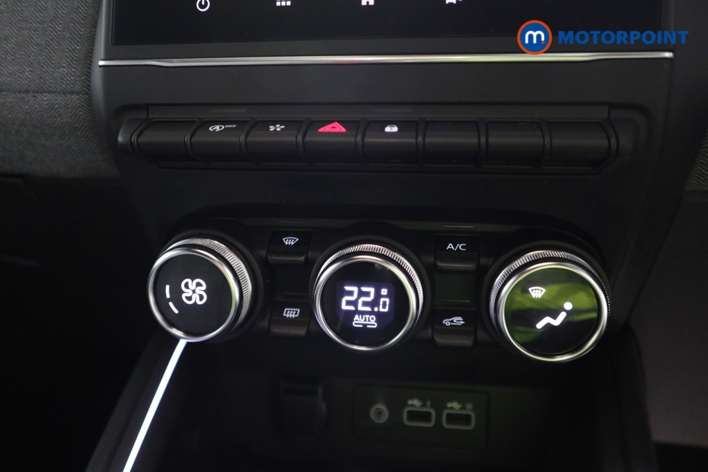 Used Renault Clio 2024 for sale - 78197086: Photo 15