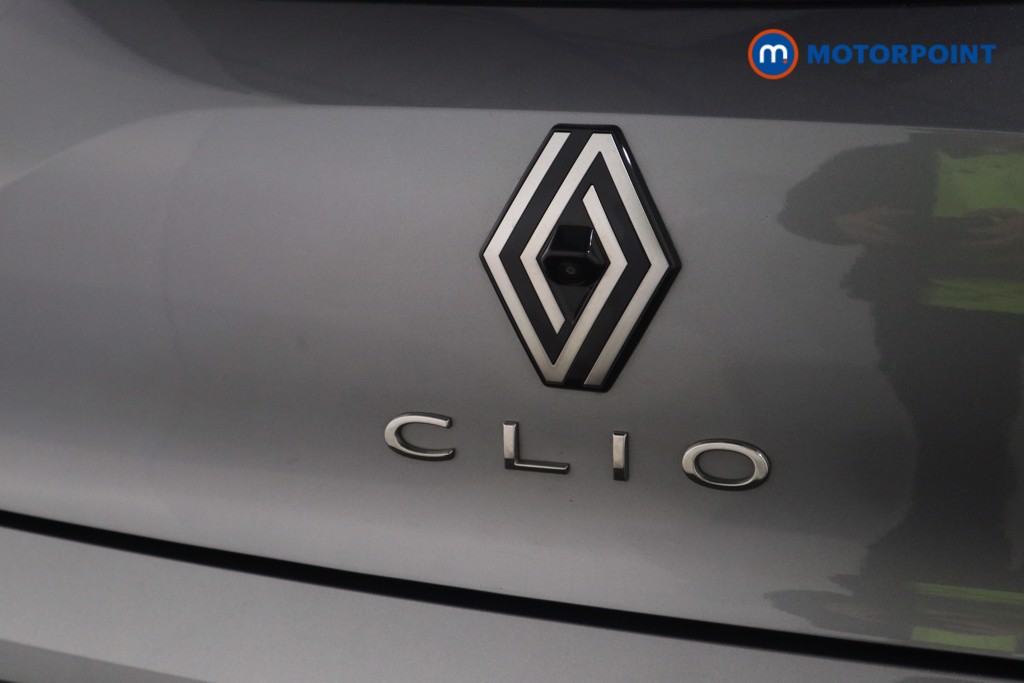 Used Renault Clio 2024 for sale - 78197086: Photo 37