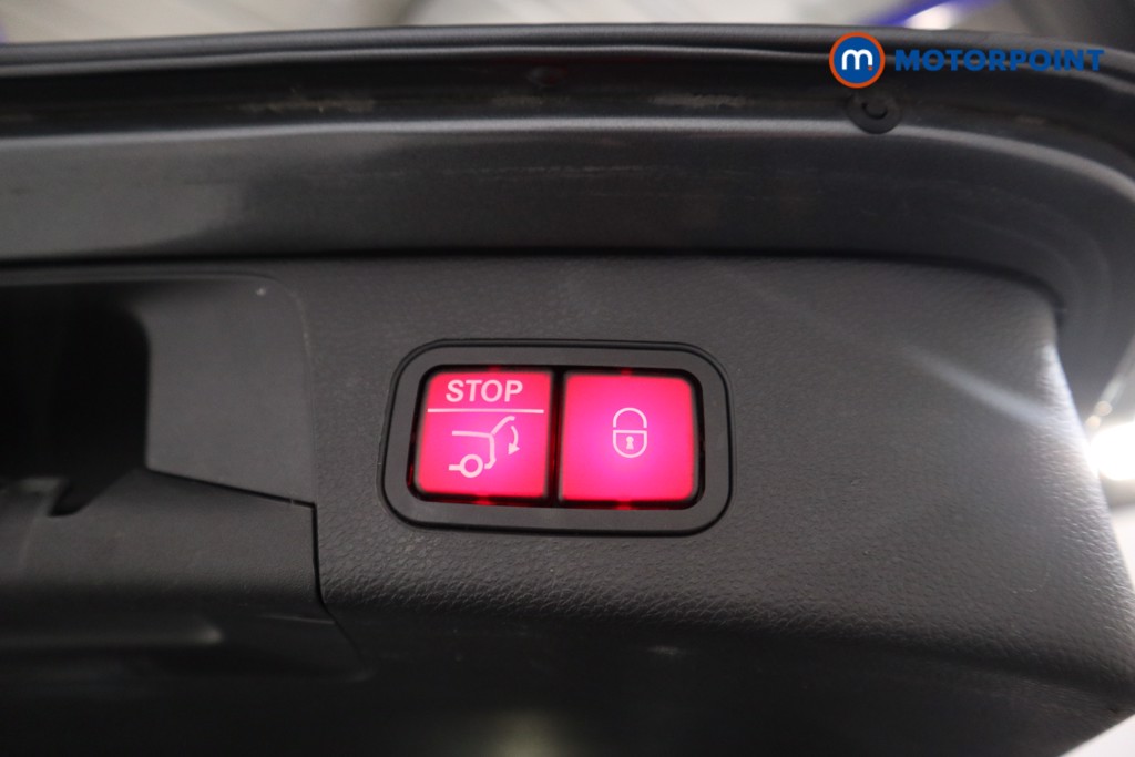 Used Mercedes-Benz C Class 2021 for sale - 77068710: Photo 28