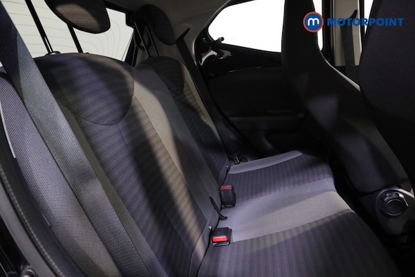 Used Toyota AYGO 2019 for sale - 76312702: Photo 20