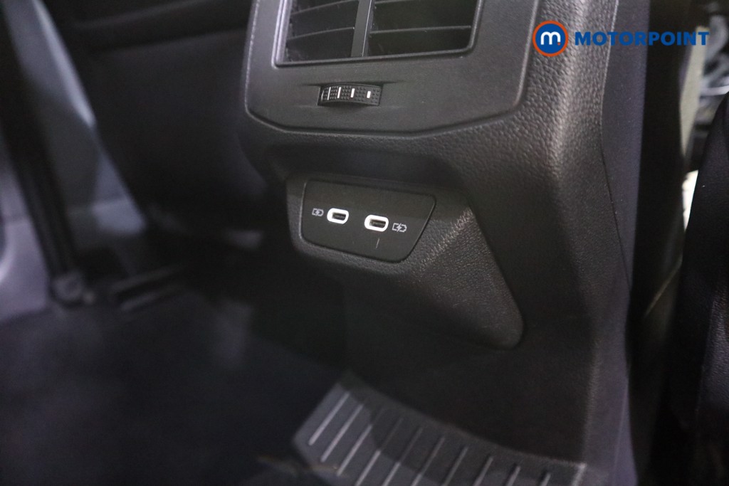 Used Volkswagen T-Roc 2022 for sale - 77275019: Photo 24