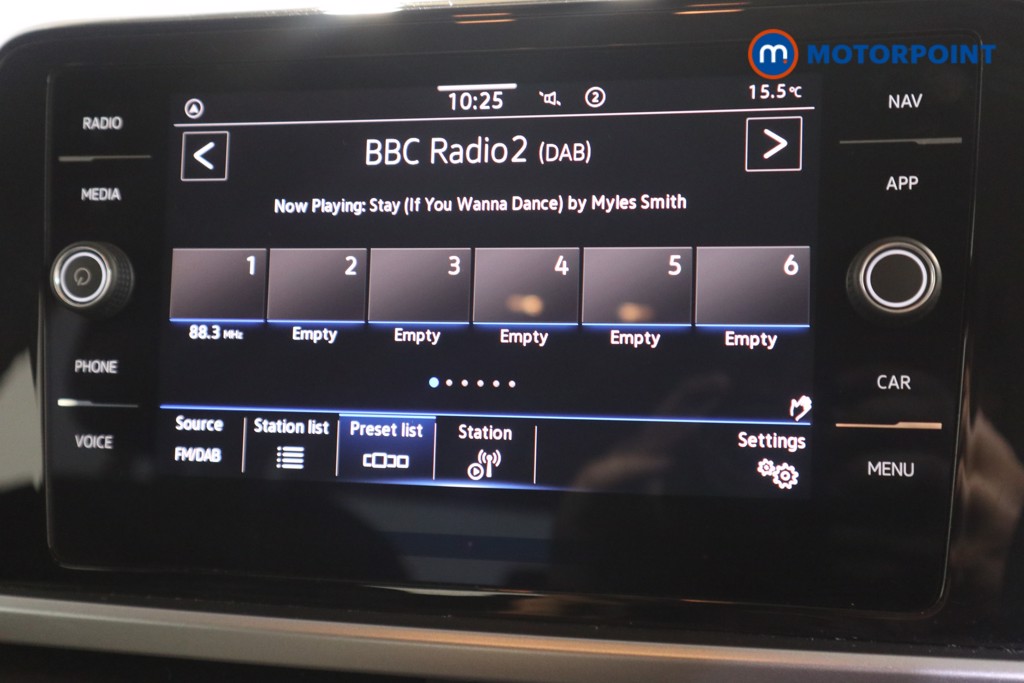 Used Volkswagen T-Roc 2023 for sale - 76162267: Photo 10