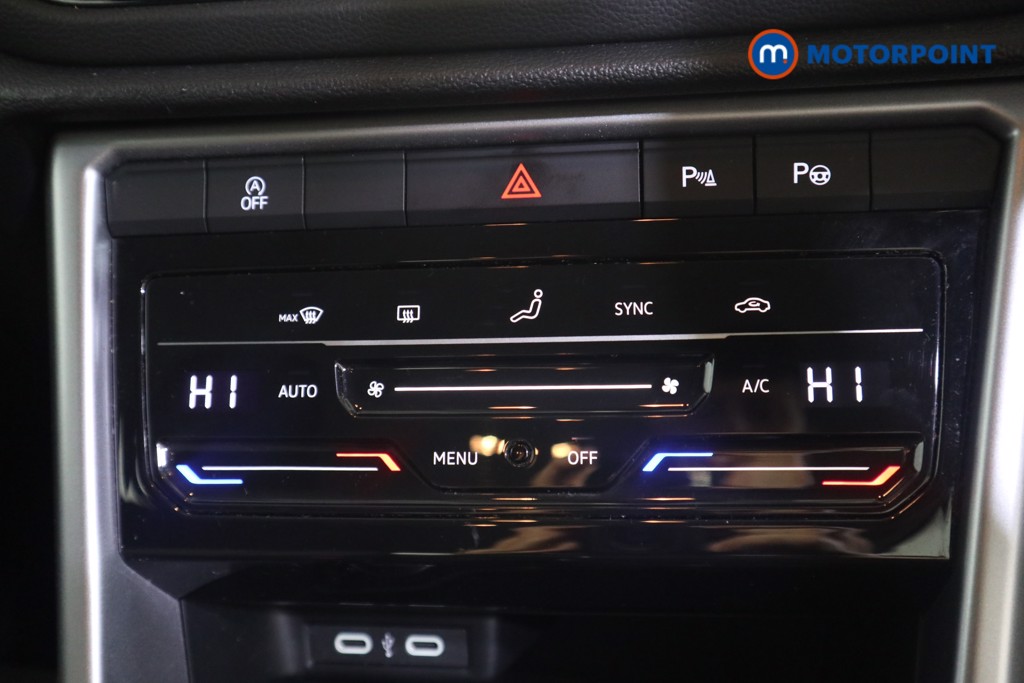 Used Volkswagen T-Roc 2023 for sale - 76162267: Photo 15