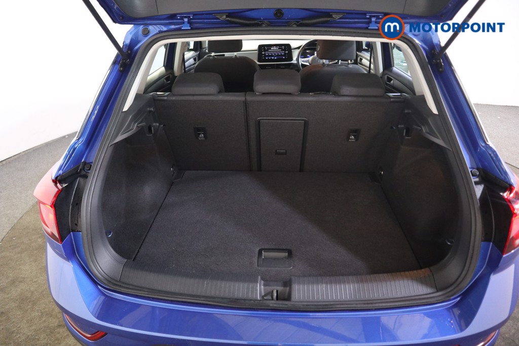 Used Volkswagen T-Roc 2023 for sale - 76162267: Photo 19