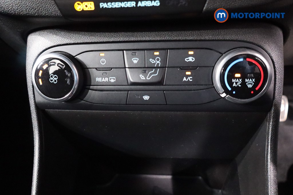 Used Ford Fiesta 2018 for sale - 76580999: Photo 24