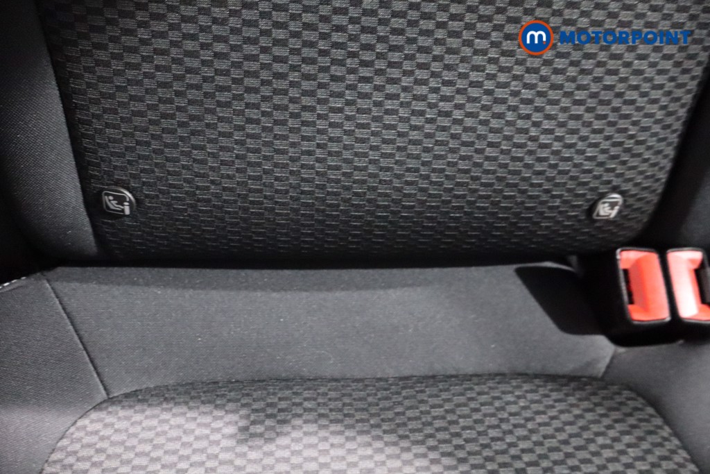 Used Ford Fiesta 2018 for sale - 76580999: Photo 35