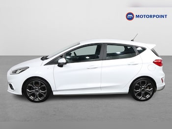 Used Ford Fiesta 2018 for sale - 76580999: Photo