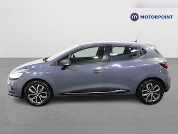 Used Renault Clio 2018 for sale - 76181720: Photo