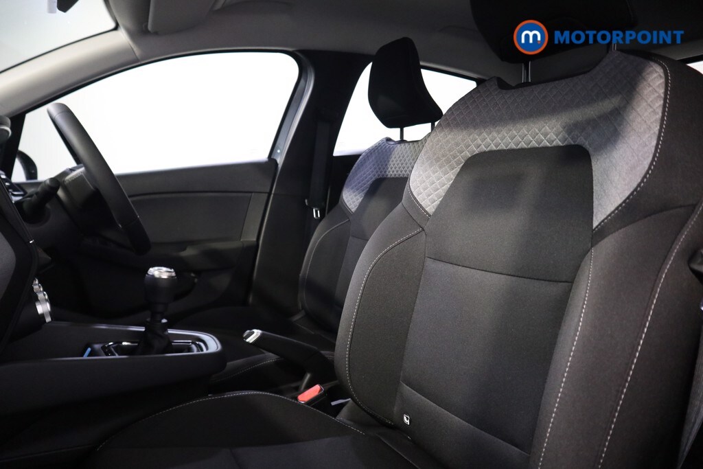 Used Renault Clio 2025 for sale - 77604297: Photo 24