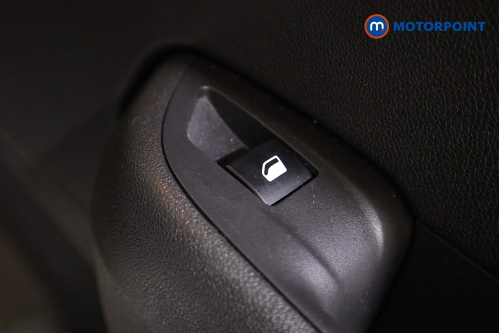 Used Vauxhall Crossland 2021 for sale - 77543167: Photo 27