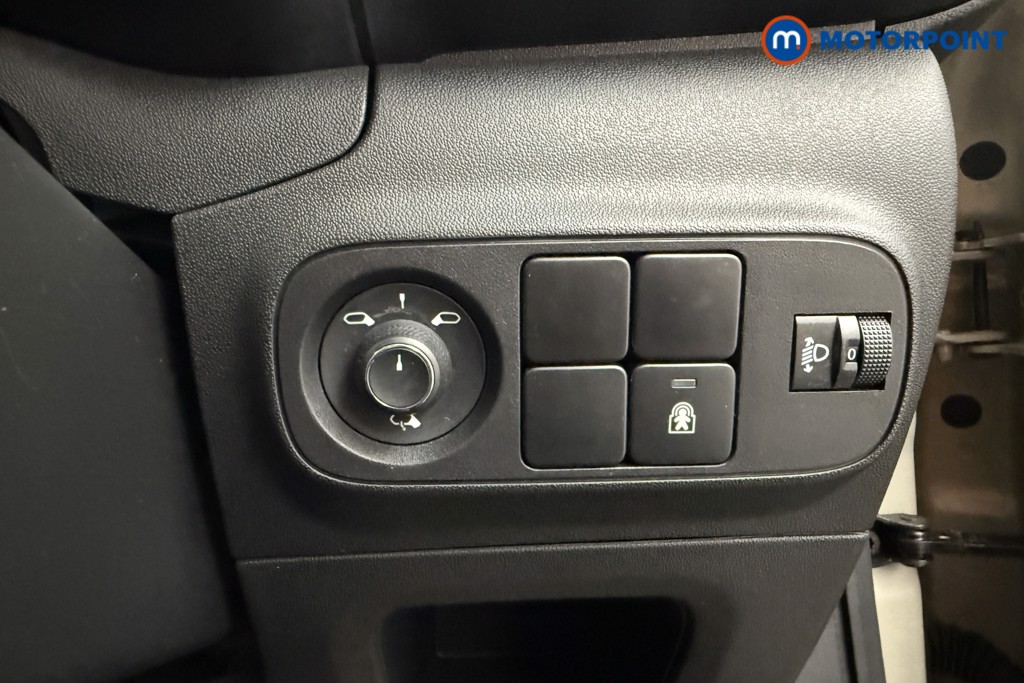 Used Citroen C3 2024 for sale - 76460704: Photo 25