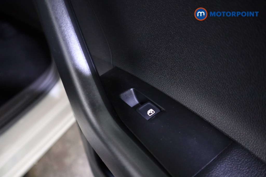 Used Volkswagen Polo for sale - 77168300: Photo 25