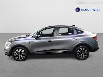 Used Renault Arkana 2023 for sale - 77367882: Photo